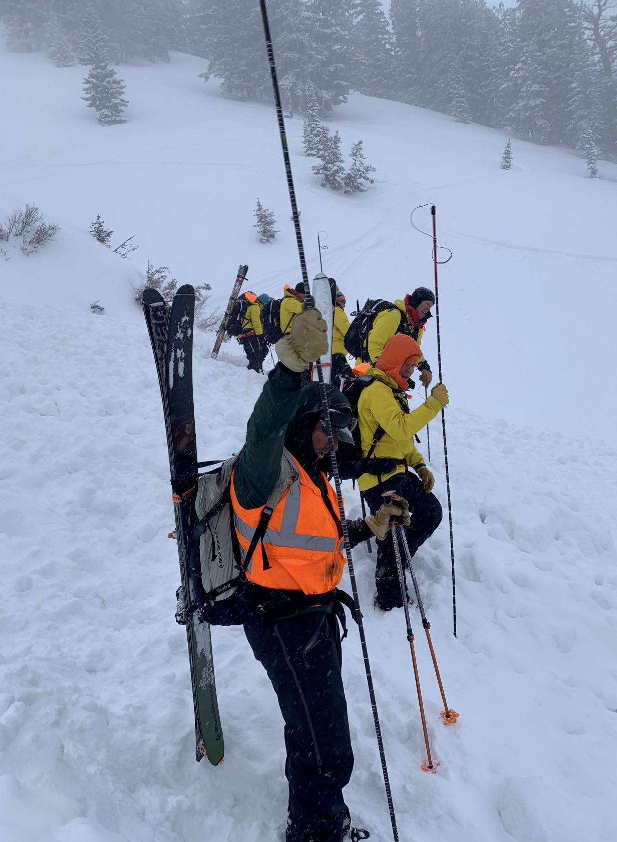 Rescuers search for buried snowboarder